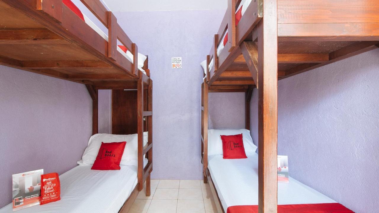 אילוילו Bernwoods Extyn B&B Dormitory מראה חיצוני תמונה